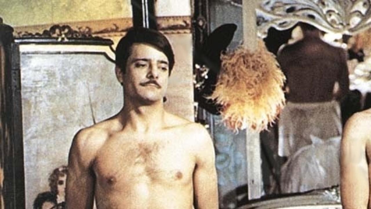 Эротические Фантазии С Соблазнительной Итальянкой – Паоло Горячий 1973