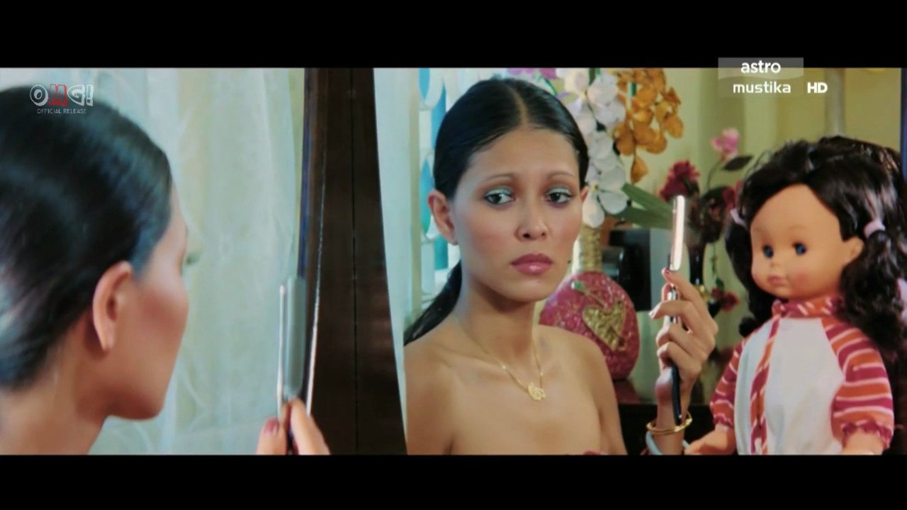 Mega Orgazm Porno Piggy Bank Porno oldida turish