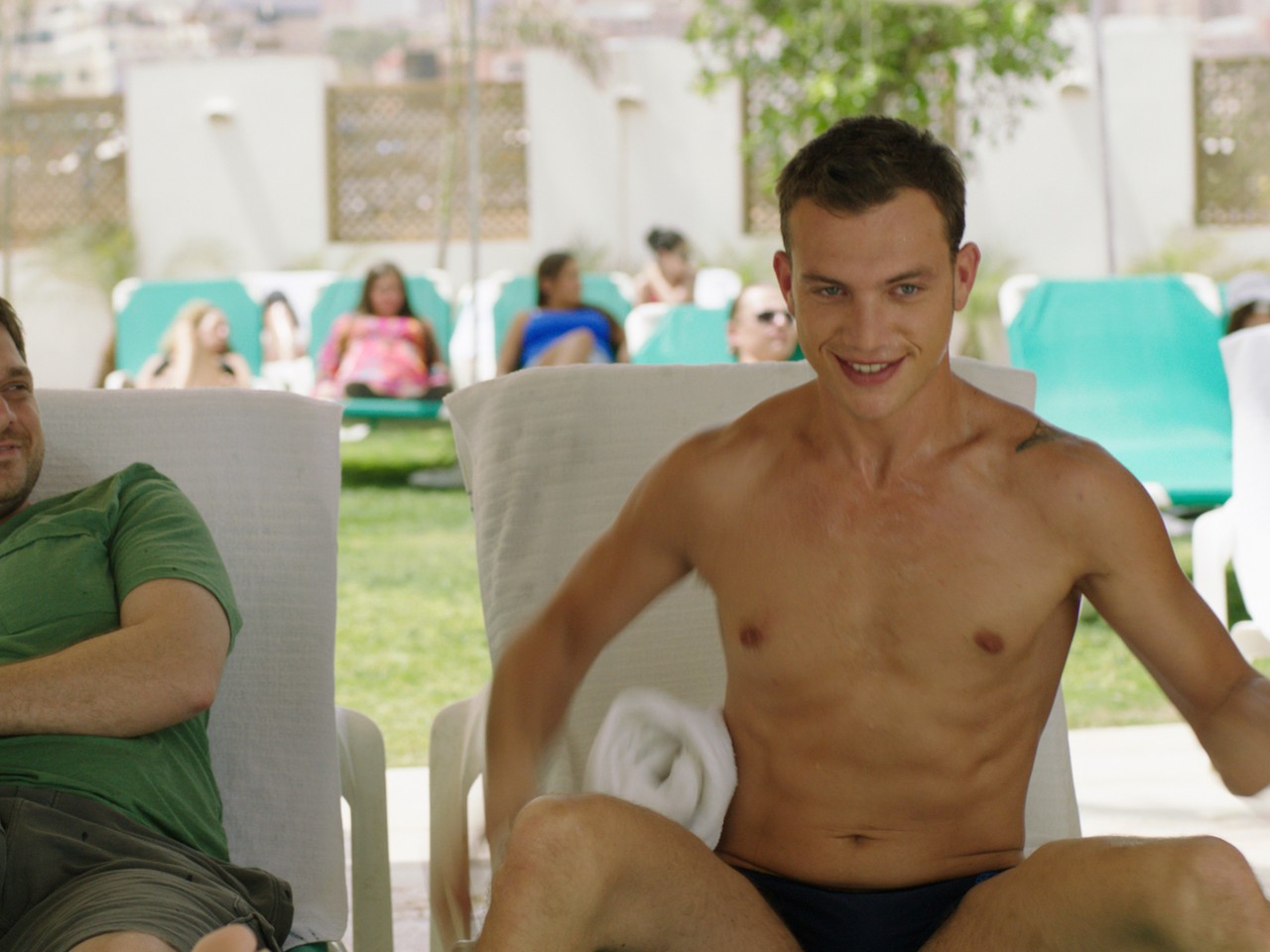 Yiglayotgan Osiyo porno Volochkovaning mushuk surati