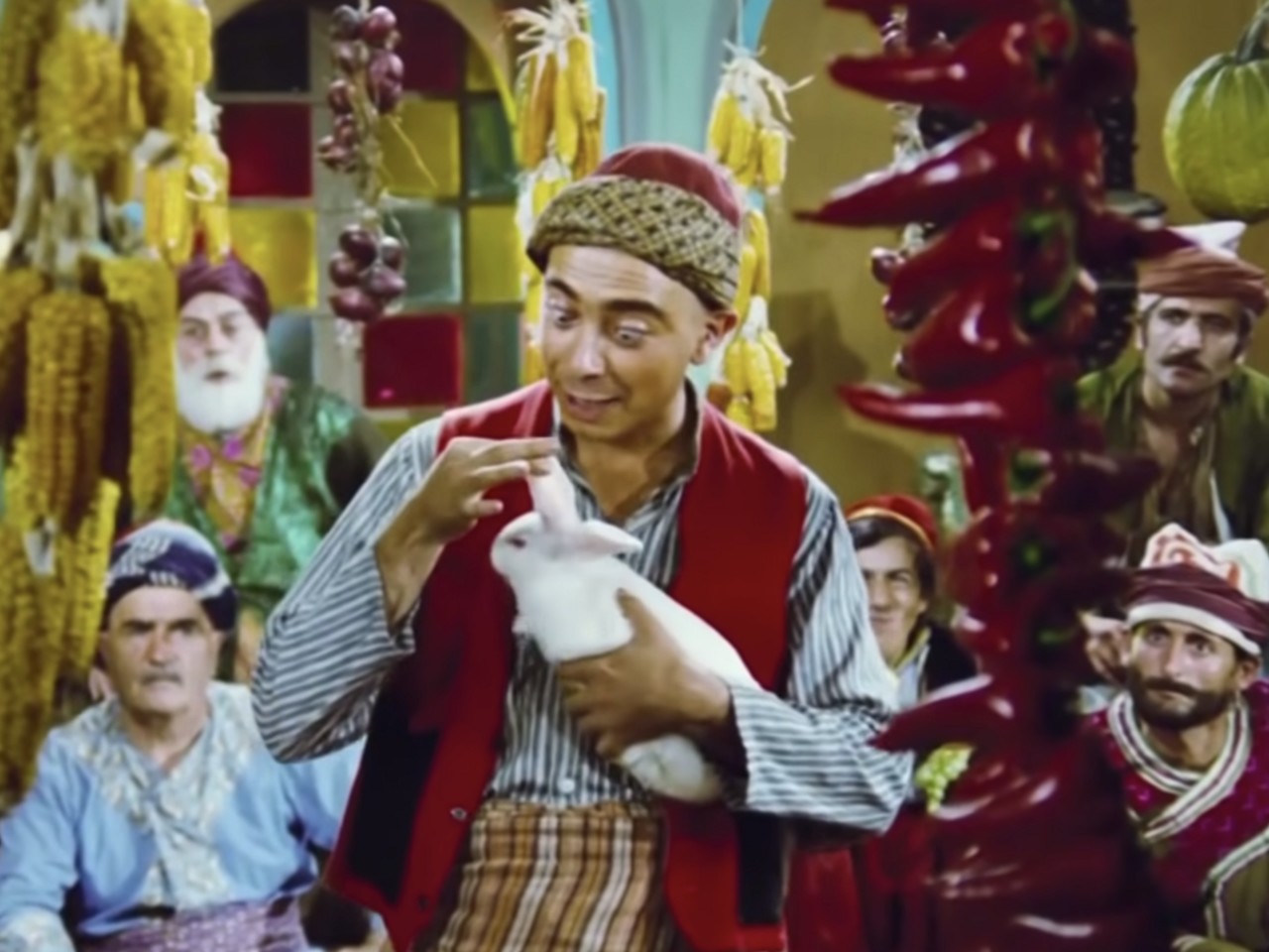 Men uyga oralgan va külotsiz keldim.