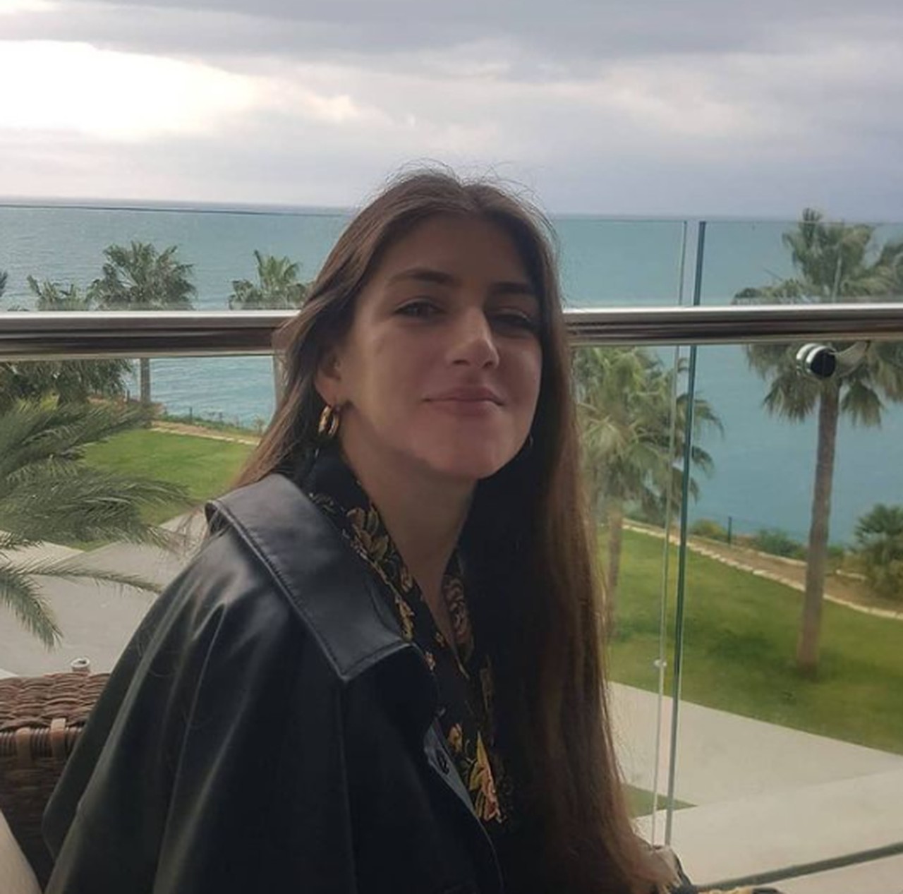 ecem kısalar profil fotosu