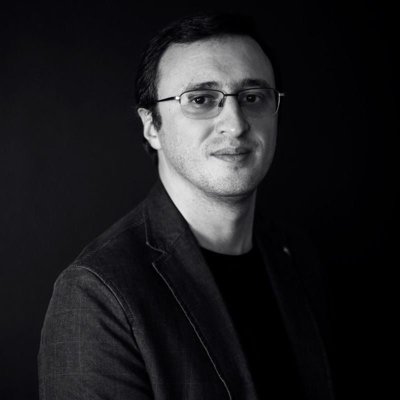 Foto de perfil de Ionut Mares