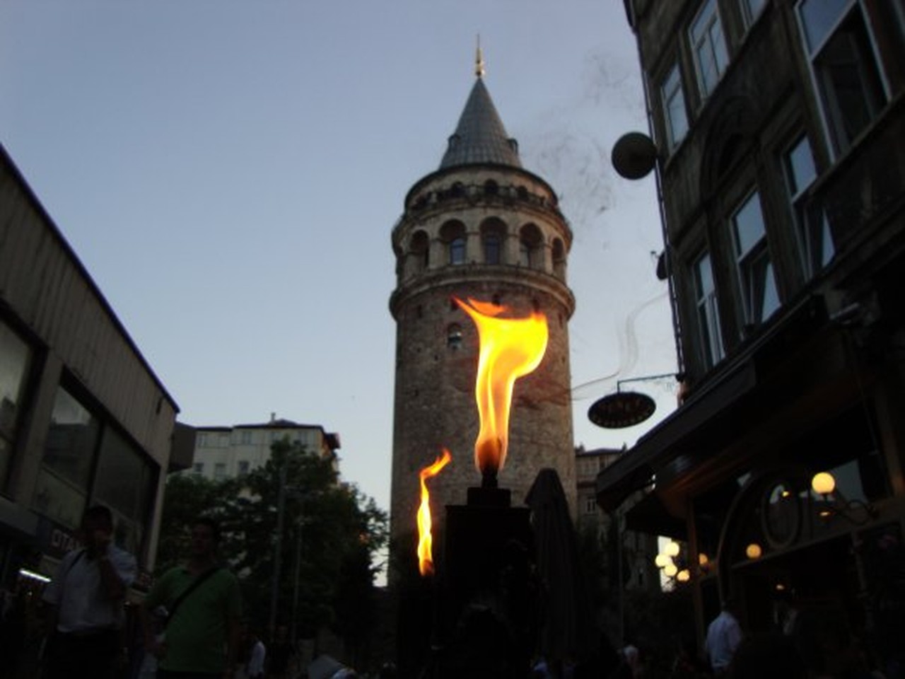 gökşen aydemir's profile picture