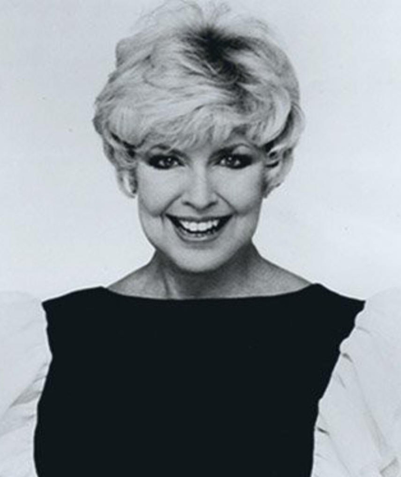 Photo of Dorothy Loudon