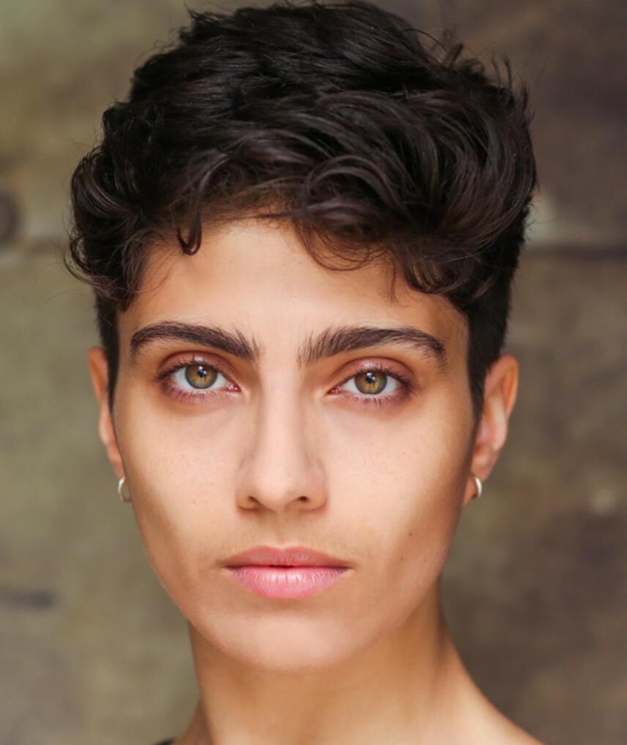 Xelia MendesJones Films, Biographie et Listes sur MUBI