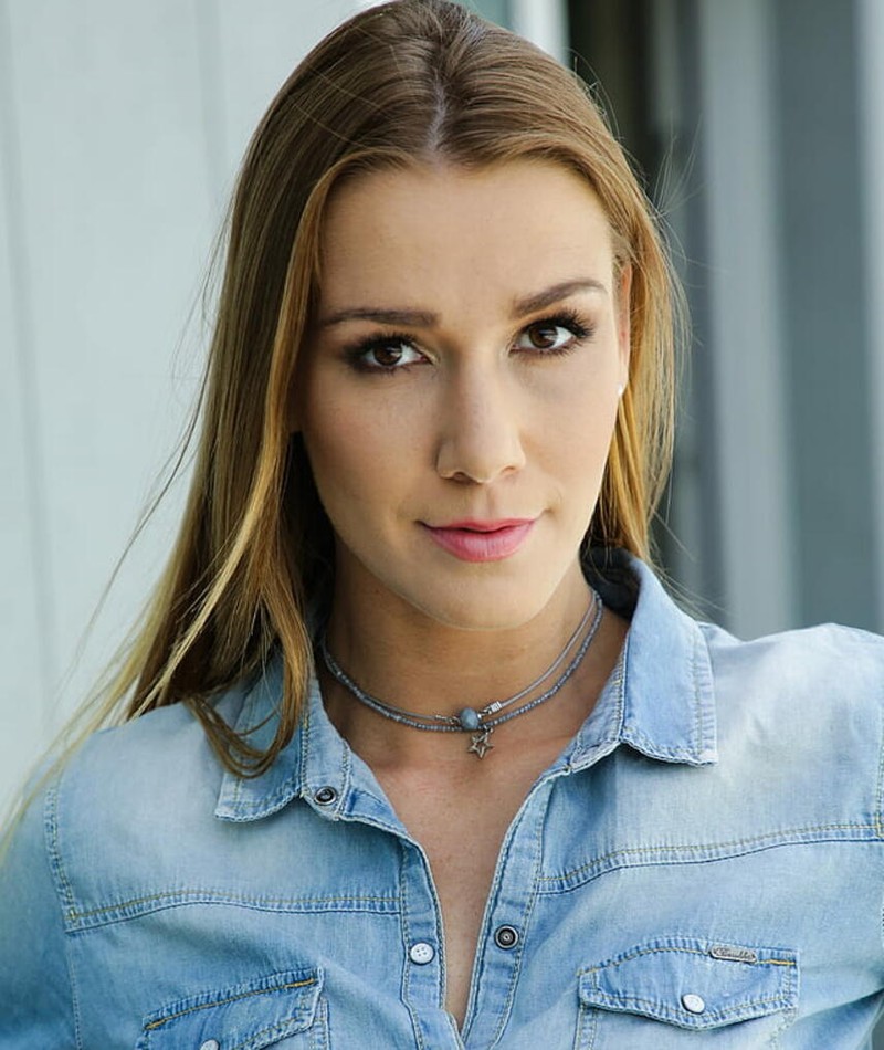 Alexis Crystal – Movies, Bio and Lists on MUBI