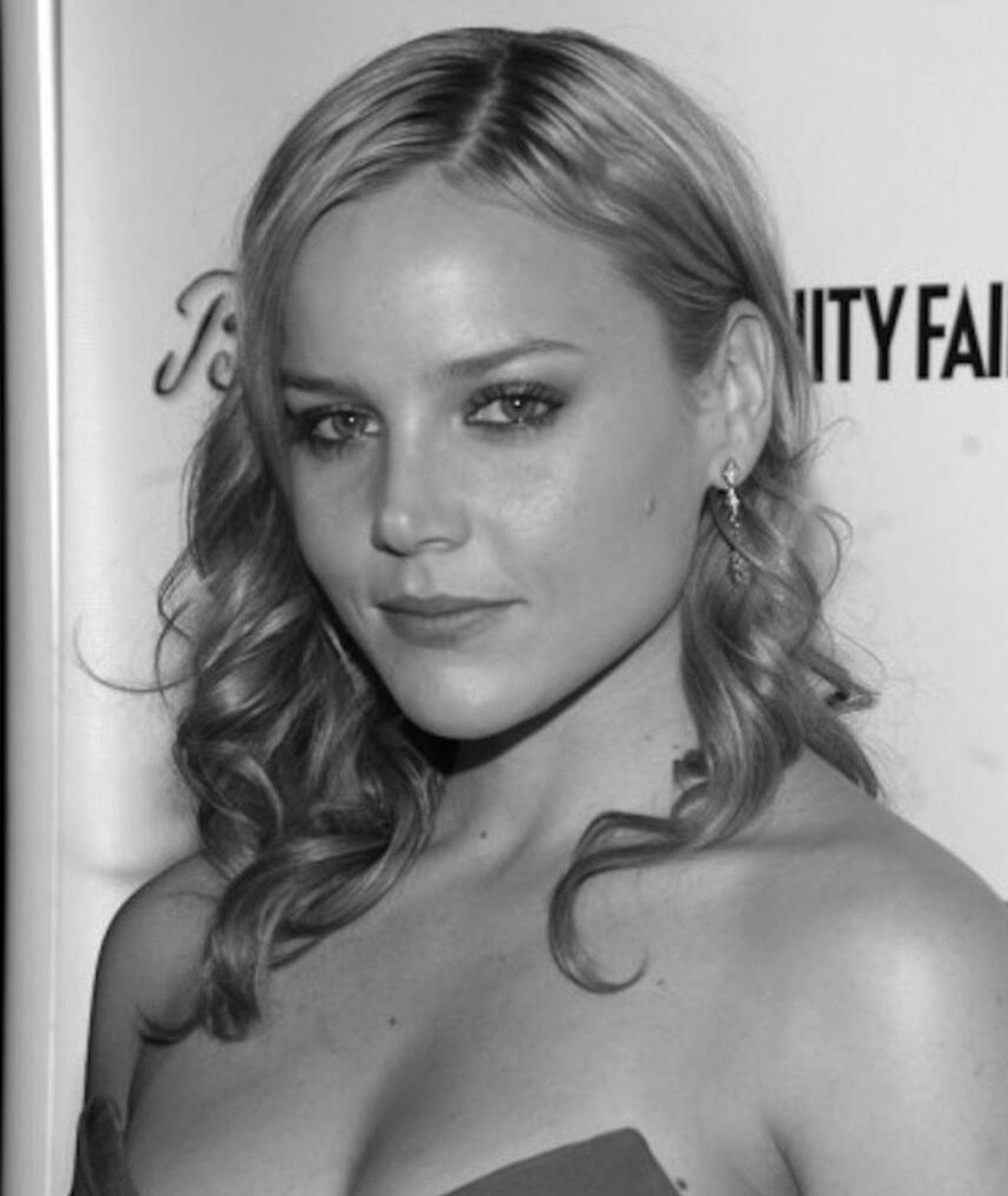 Photo of Abbie Cornish