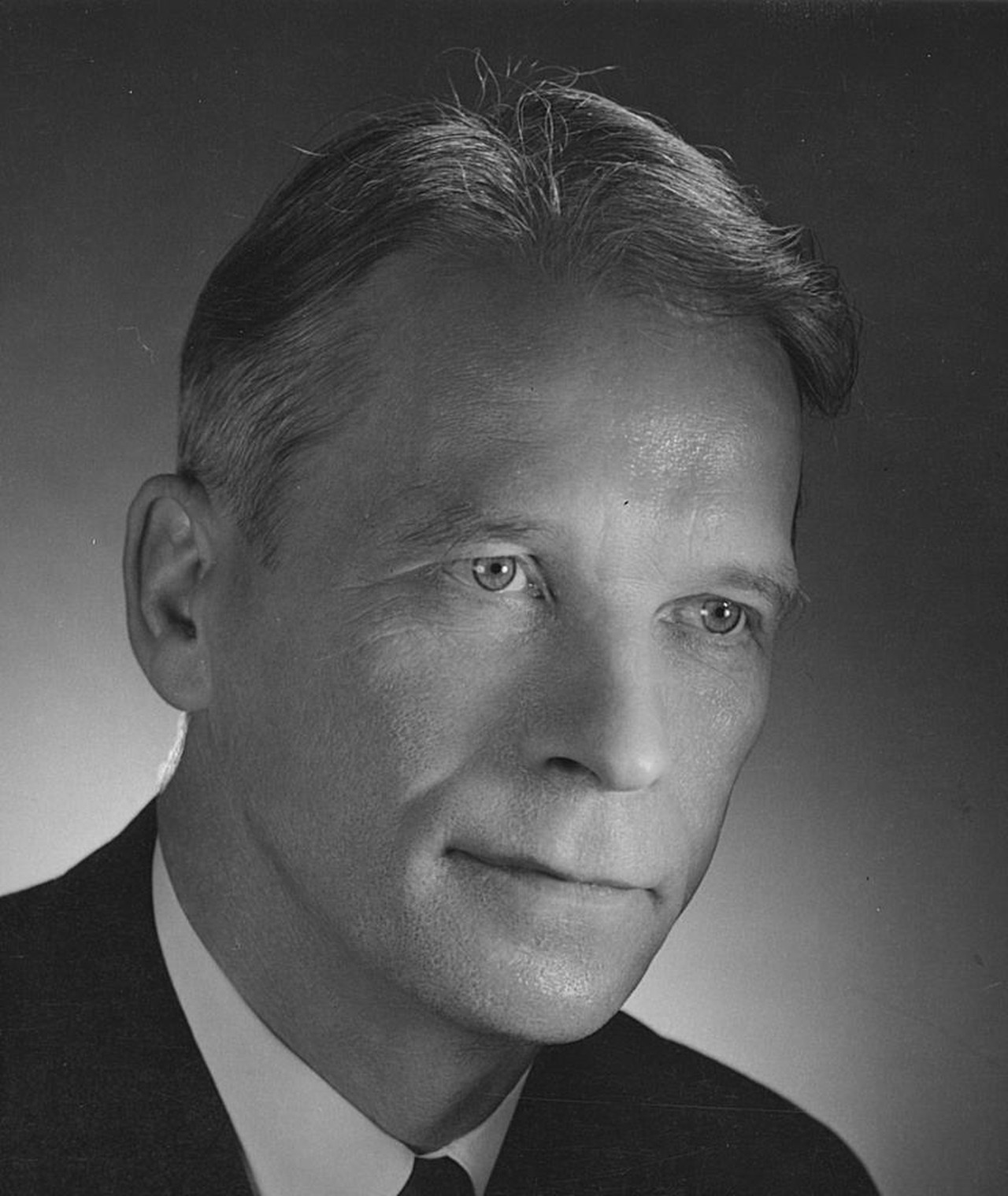 Photo of Mauno Mäkelä