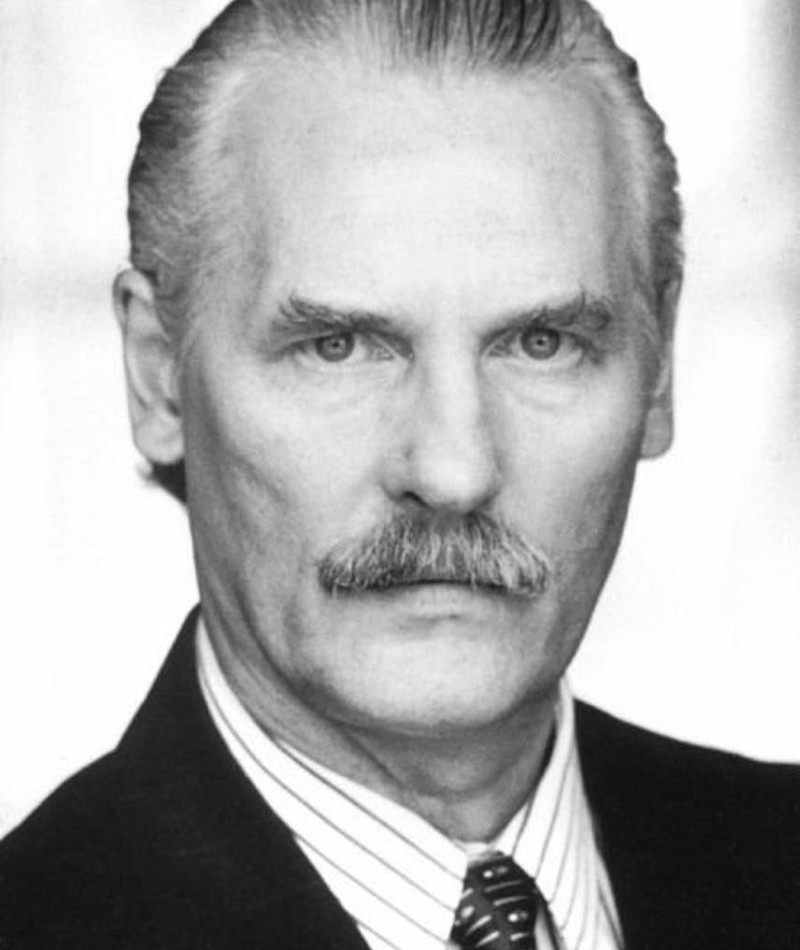 Herman Poppe Filme, Bio und Listen auf MUBI