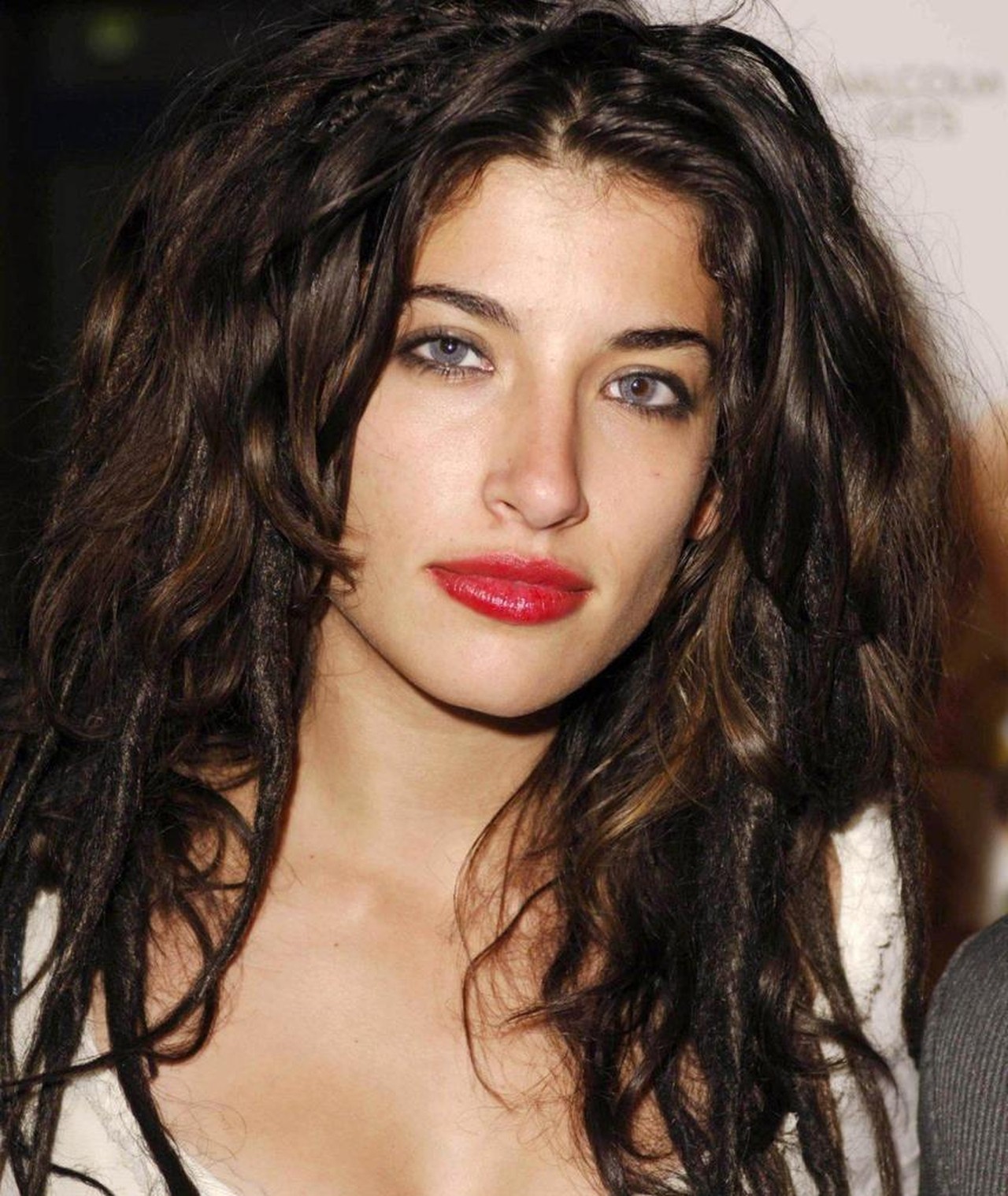 Tania raymonde