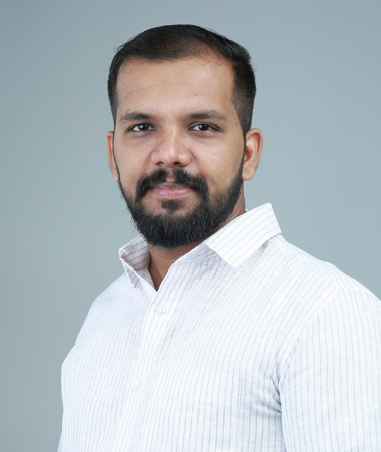 Photo of Dr. Aravind Narayanan
