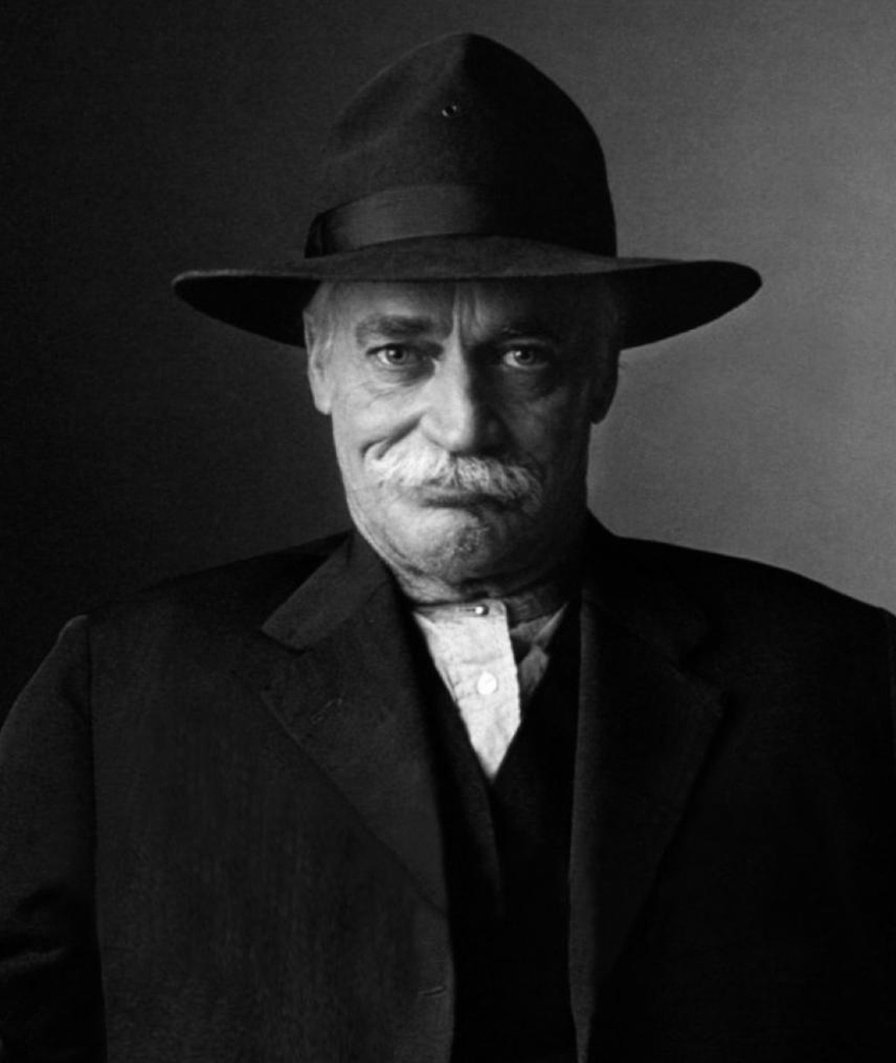 Photo of Richard Farnsworth