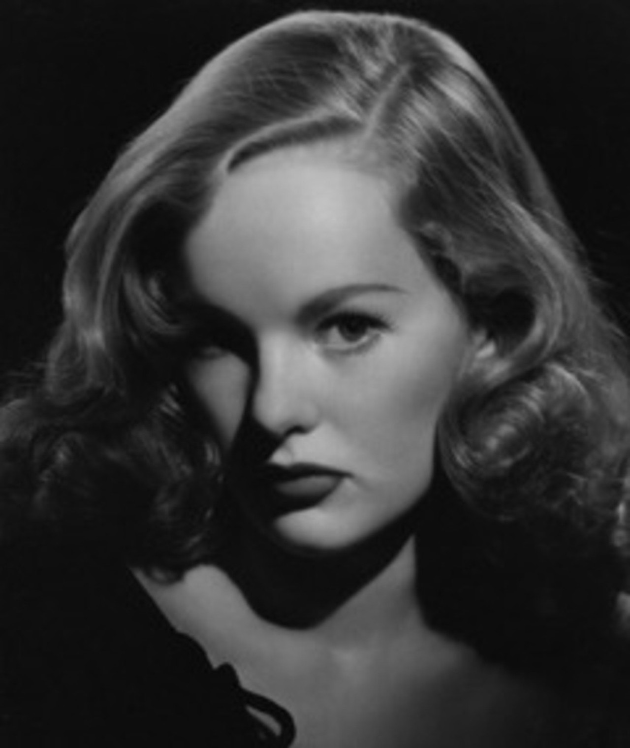 Photo of Peggy Cummins
