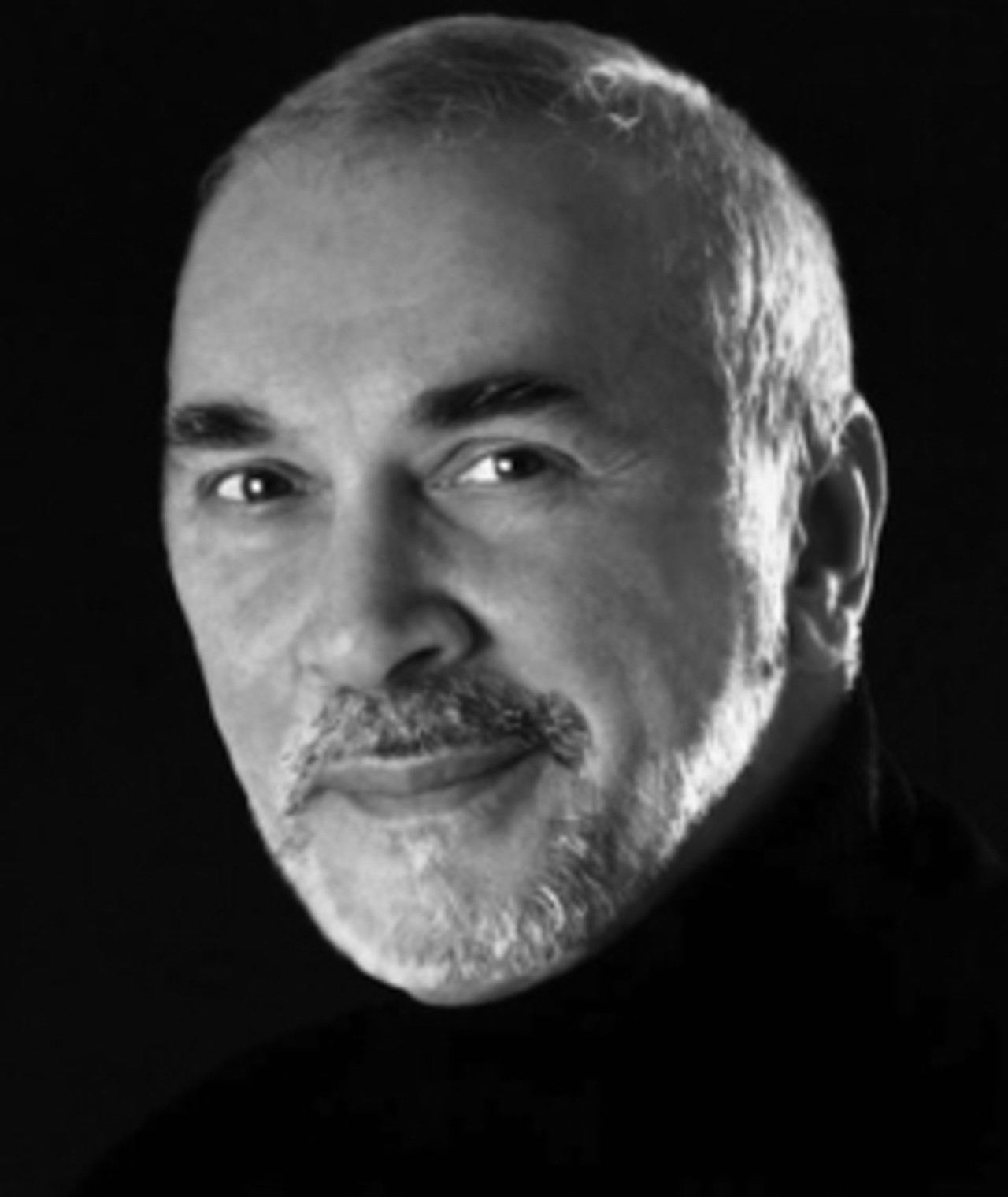 Photo of Frank Langella