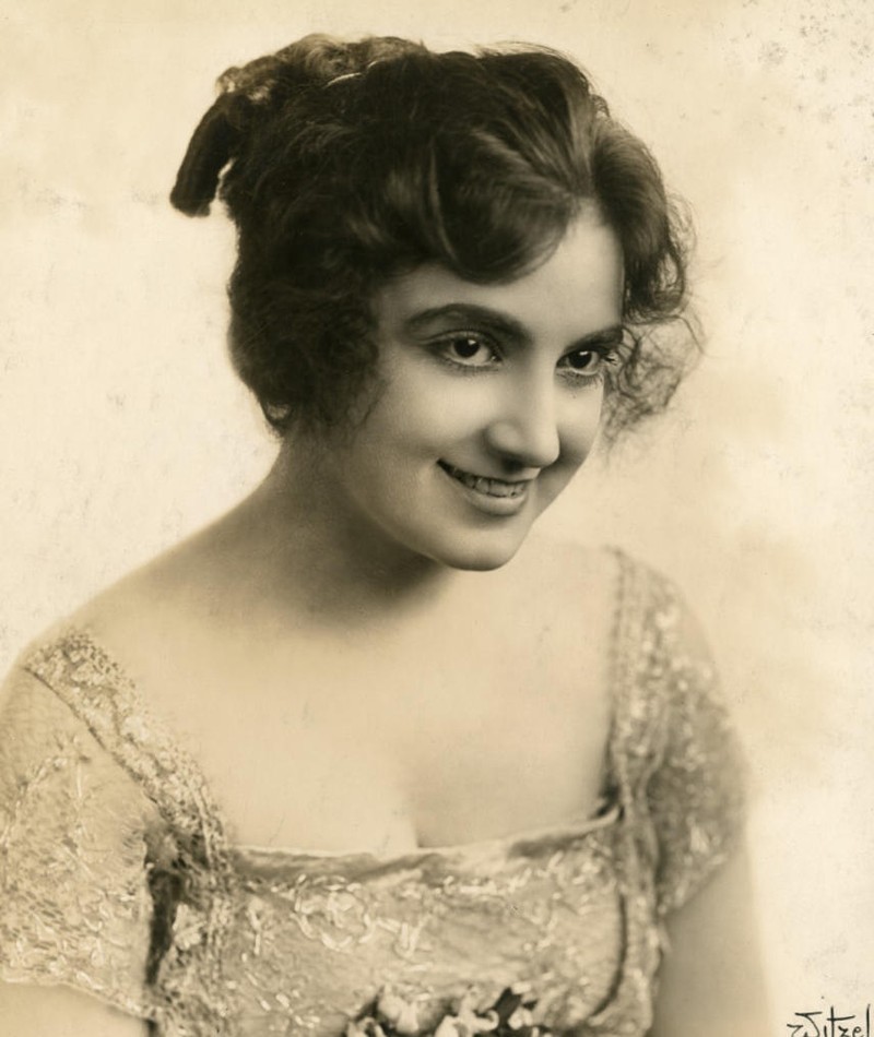 Clara Williams – Movies, Bio and Lists on MUBI