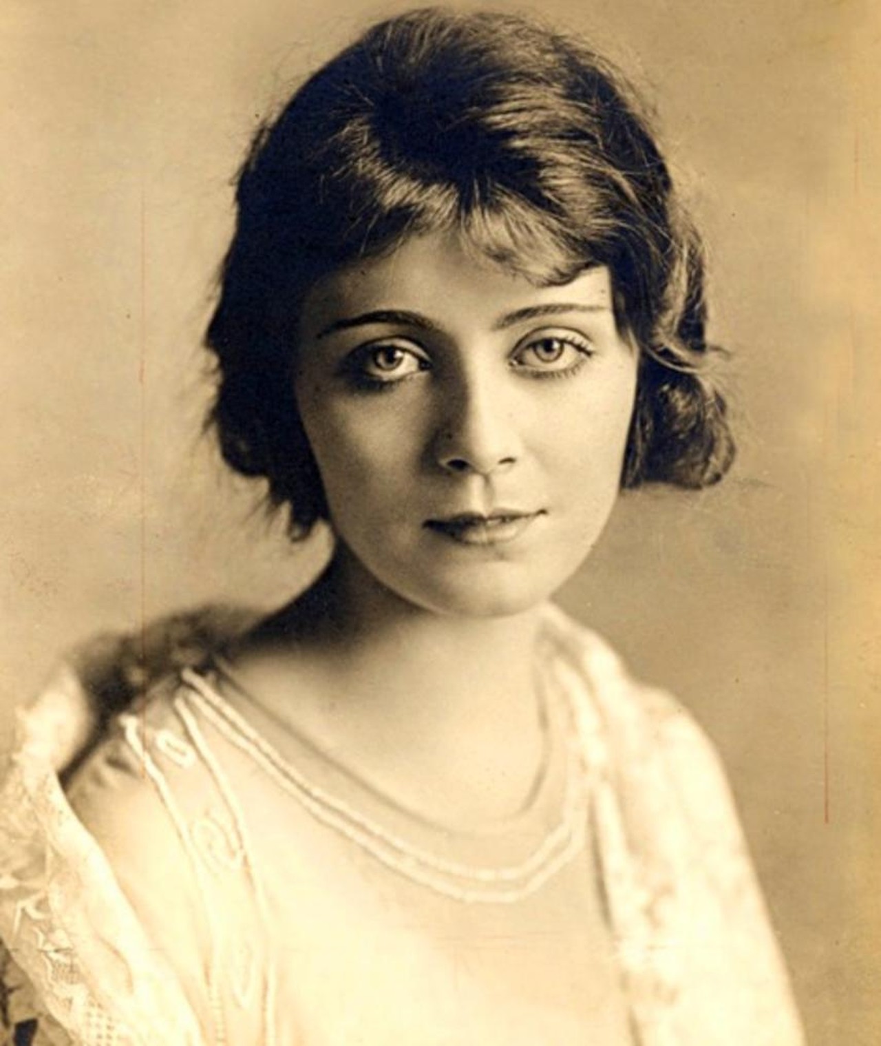 Photo of Eva Novak