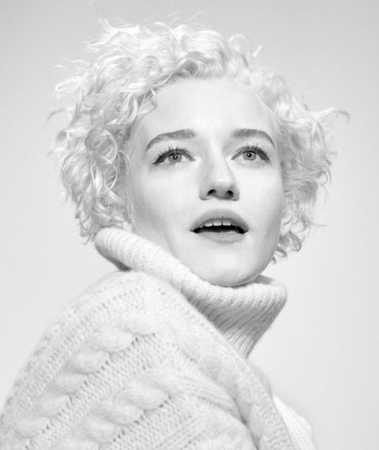 Photo of Julia Garner