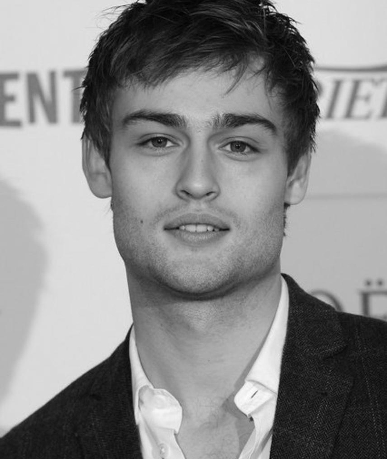 Photo of Douglas Booth