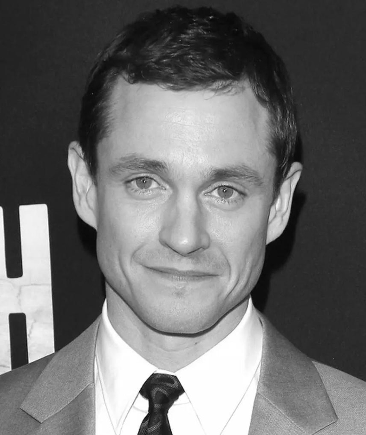 Photo of Hugh Dancy