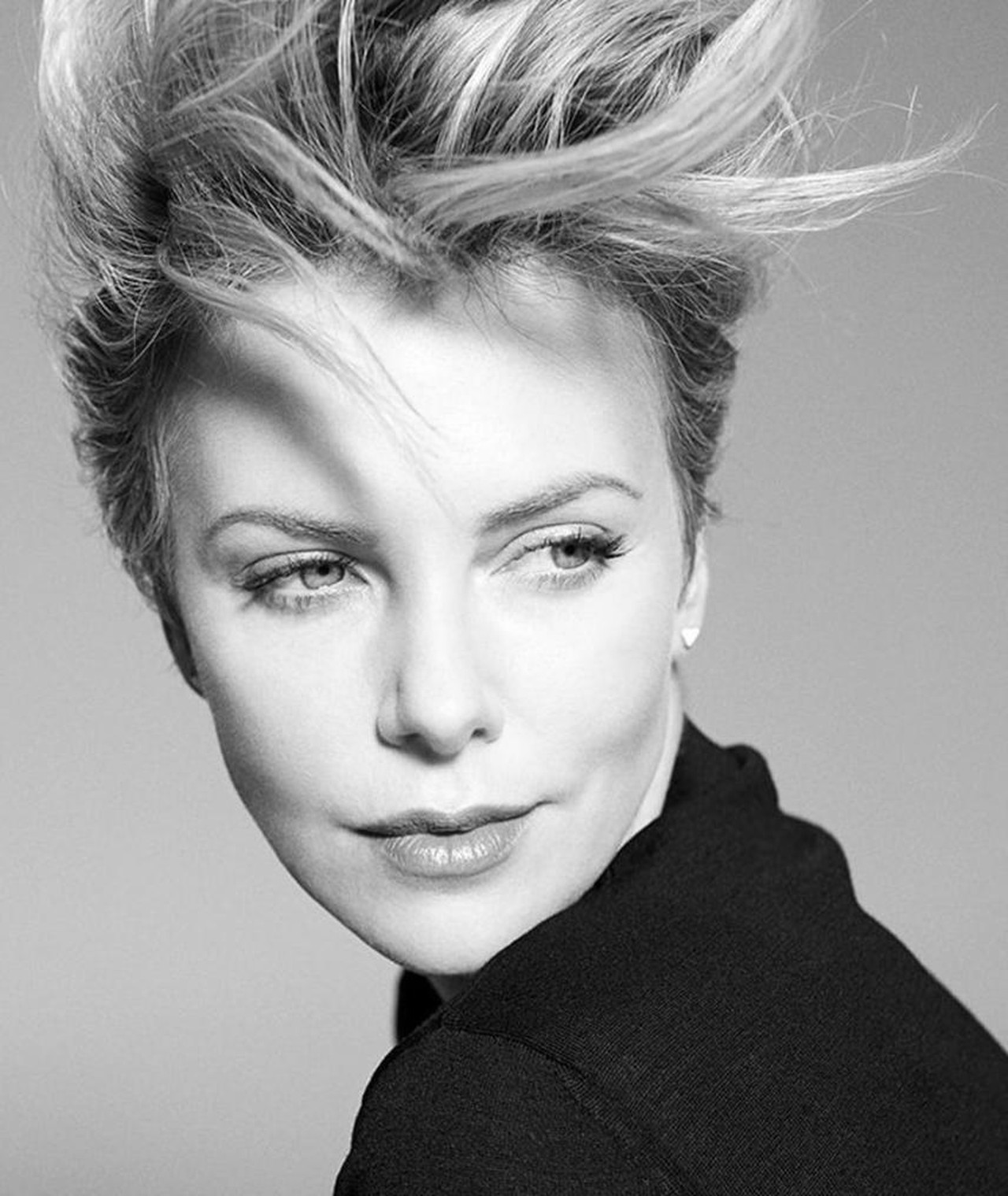 Photo of Charlize Theron