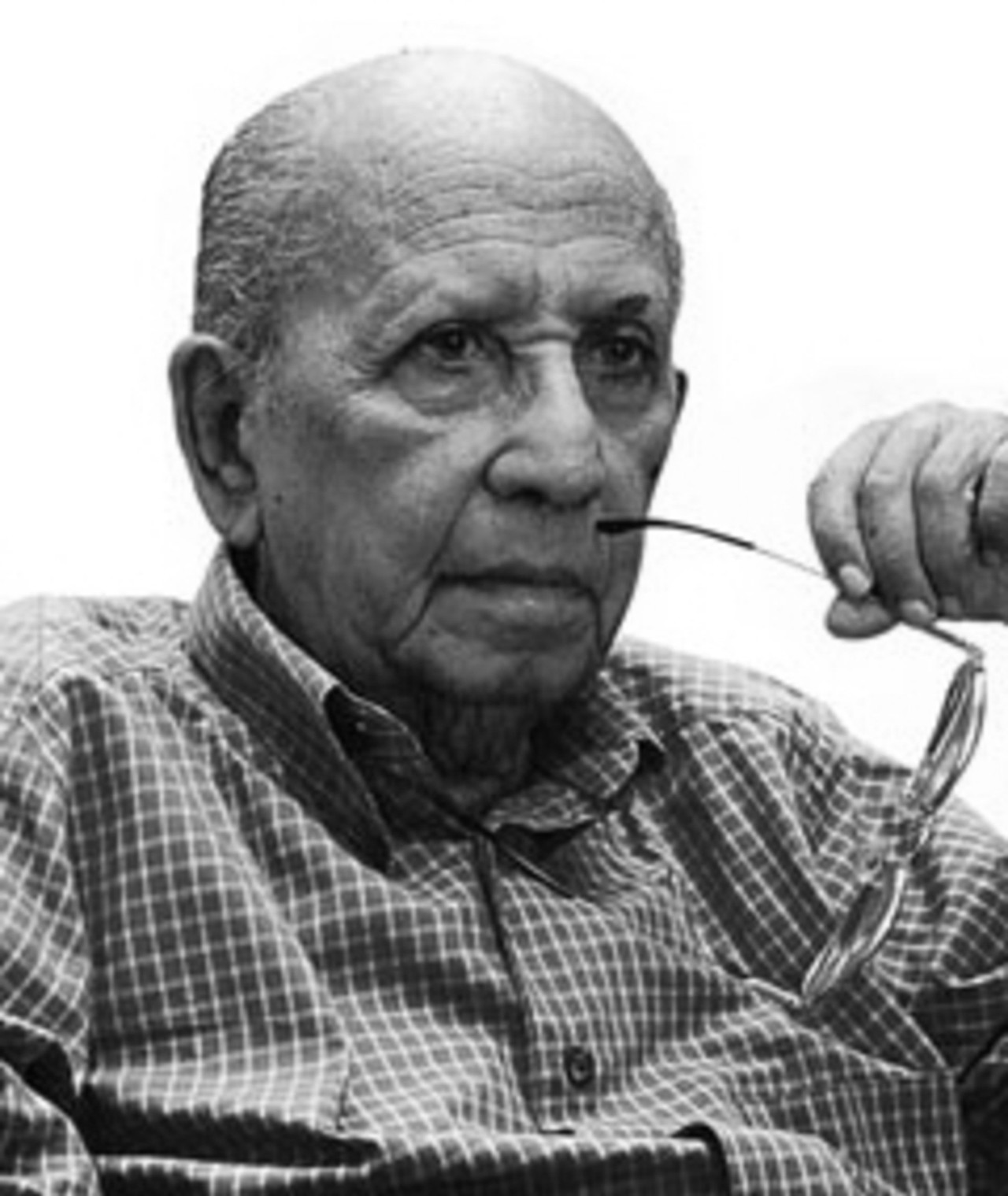 Photo of Lester James Peries