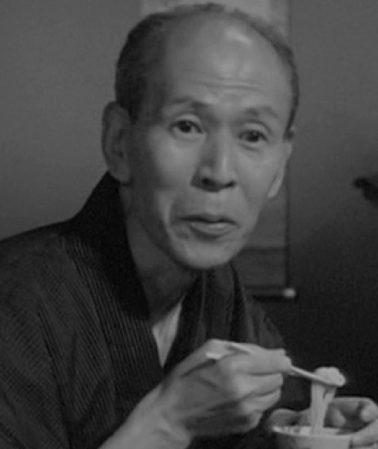 Photo of Eizo Tanaka