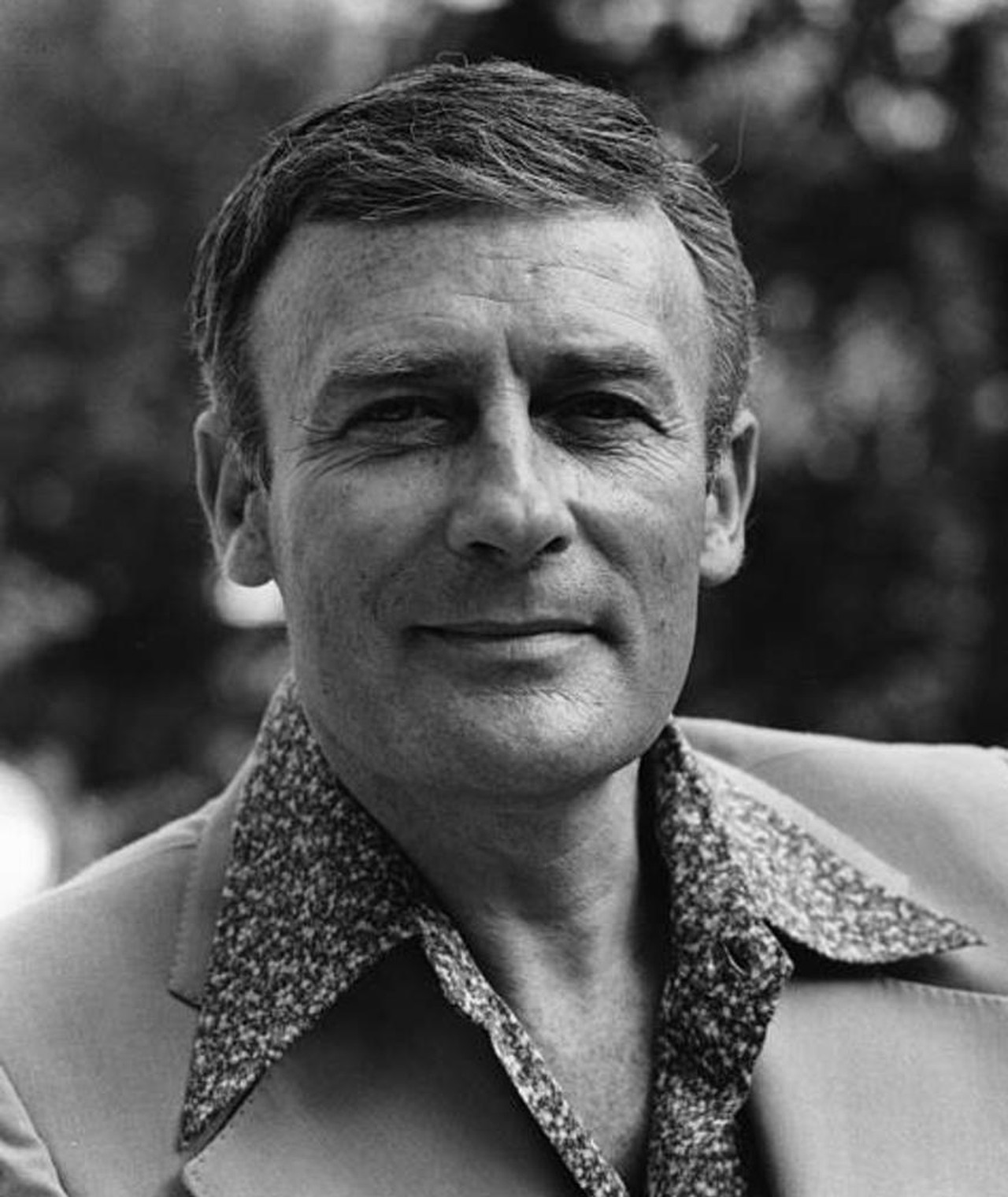 Photo of Edward Woodward