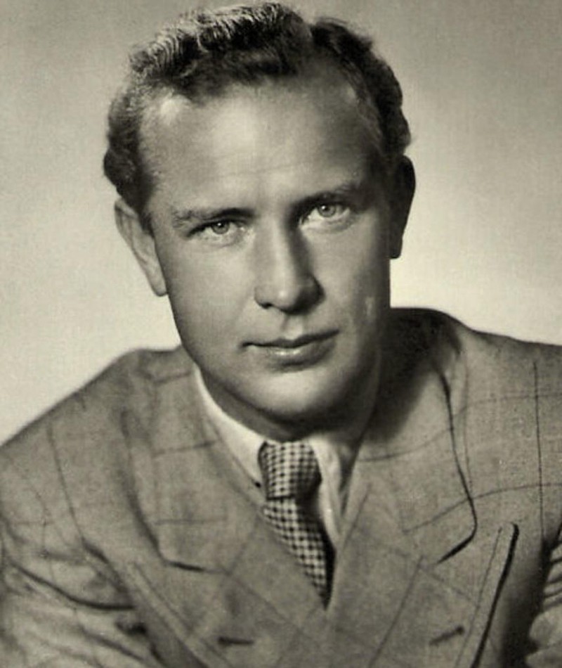 Viktor Staal Movies, Bio and Lists on MUBI