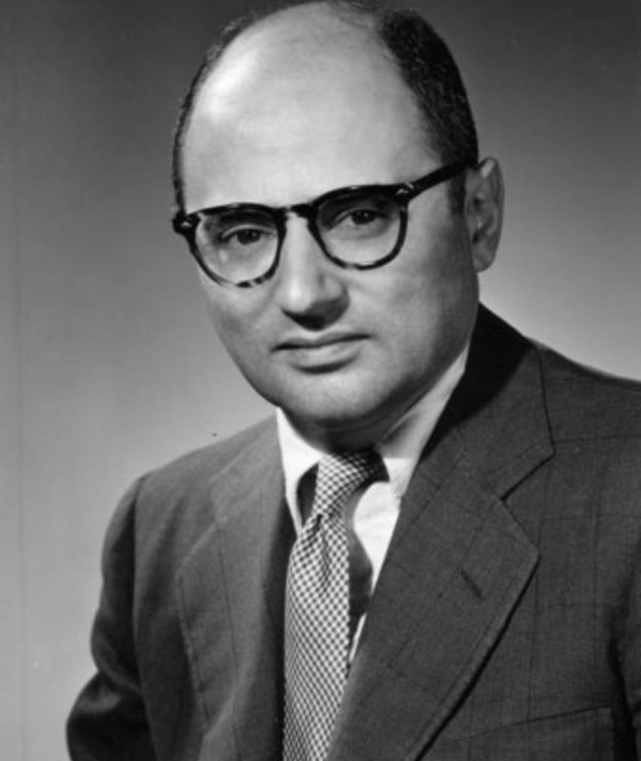 Photo of Julian Roffman