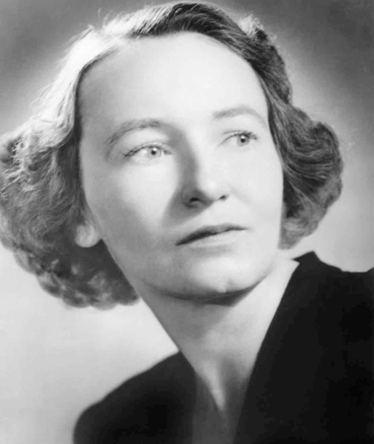 Photo of Dorothy B. Hughes