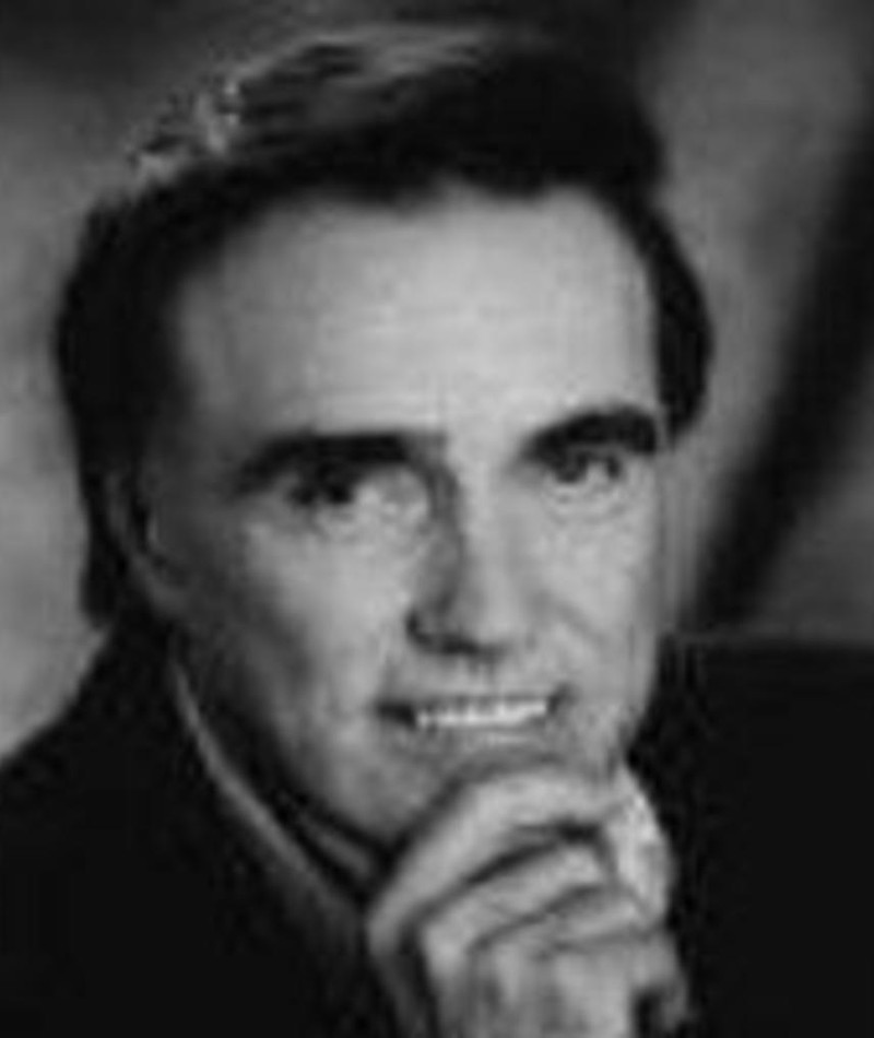 John Briley – Movies, Bio and Lists on MUBI