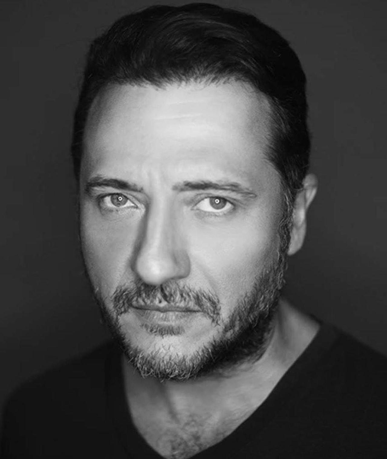 Photo of Yiğit Özşener