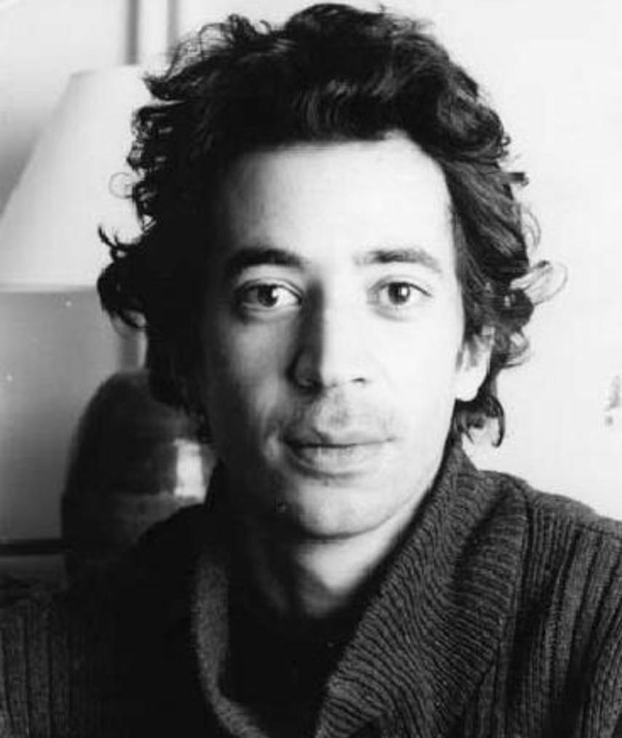 Photo of Éric Elmosnino