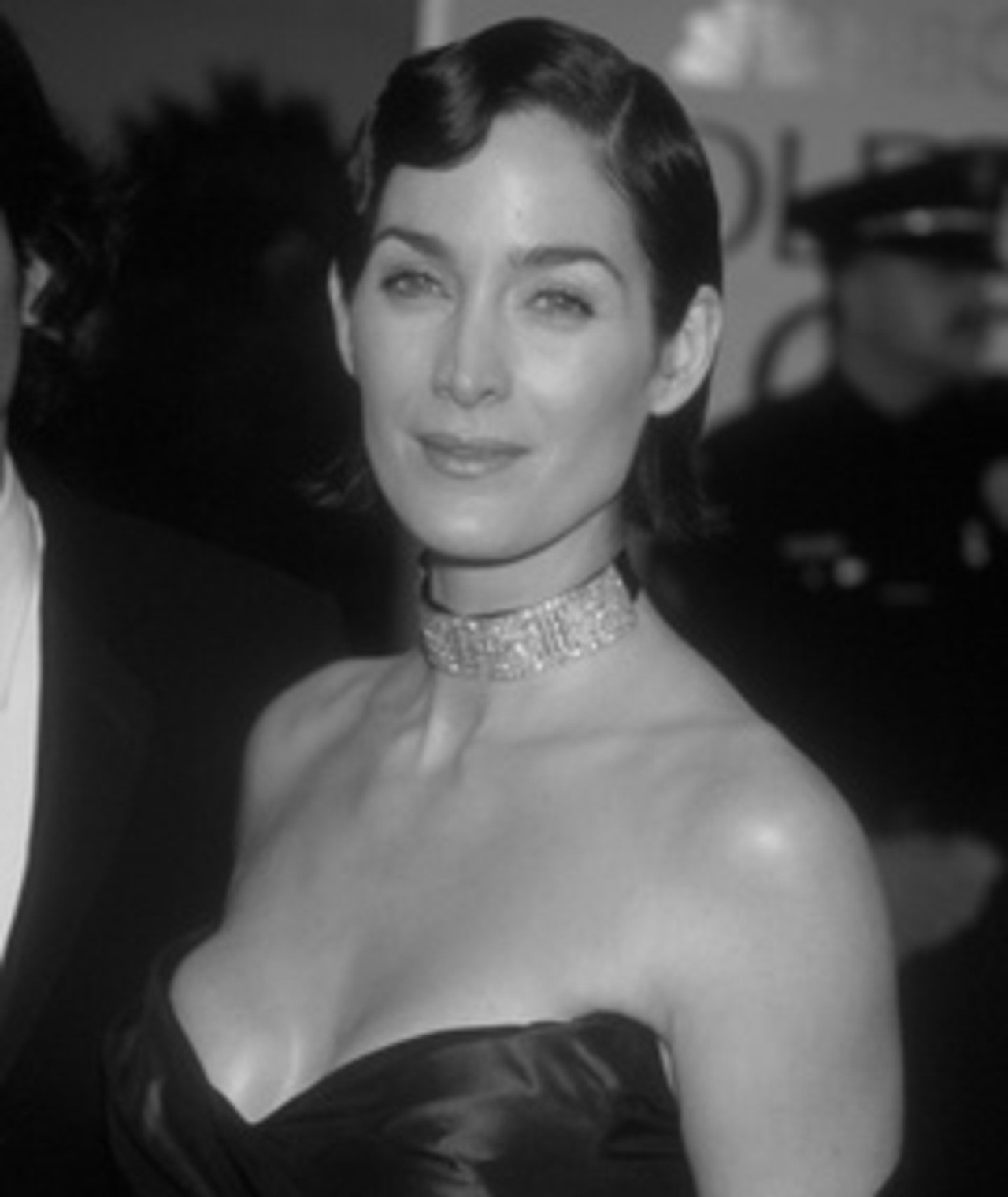 Photo of Carrie-Anne Moss