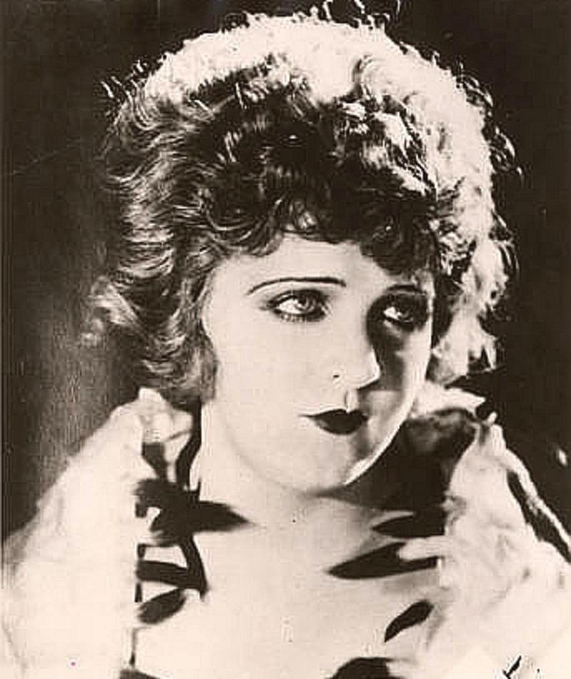 Photo of Miss DuPont