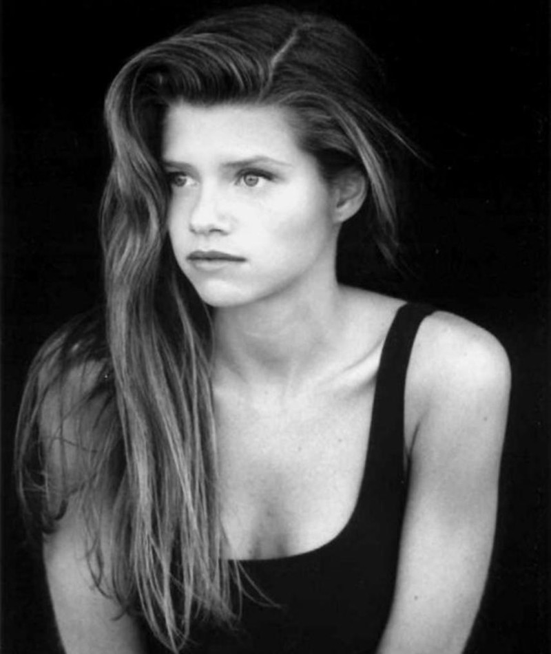 The Life and Career of Ari Meyers From Child Star to Acclaimed Actress(00)