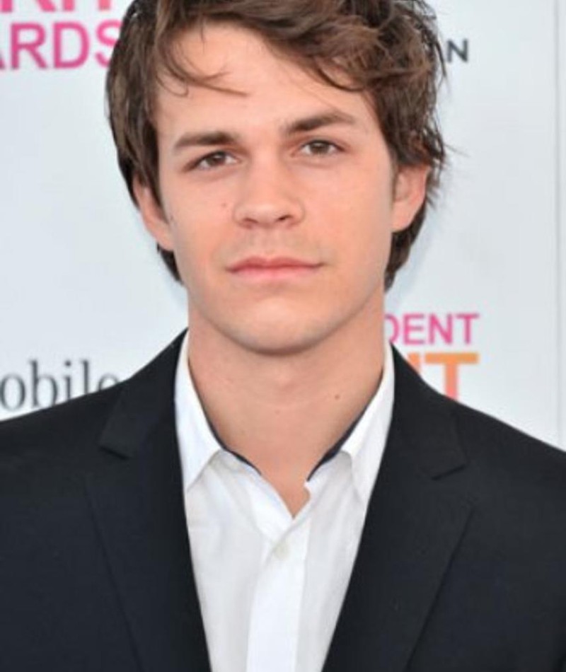 Johnny Simmons – Movies, Bio and Lists on MUBI