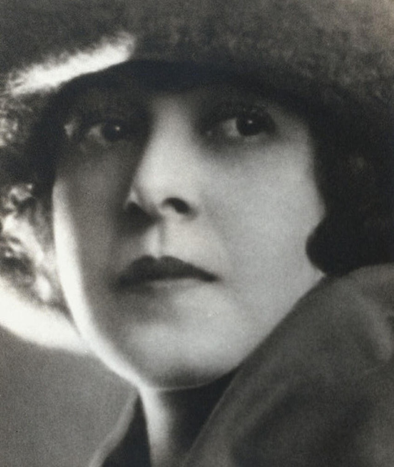 Photo of Edythe Elliott