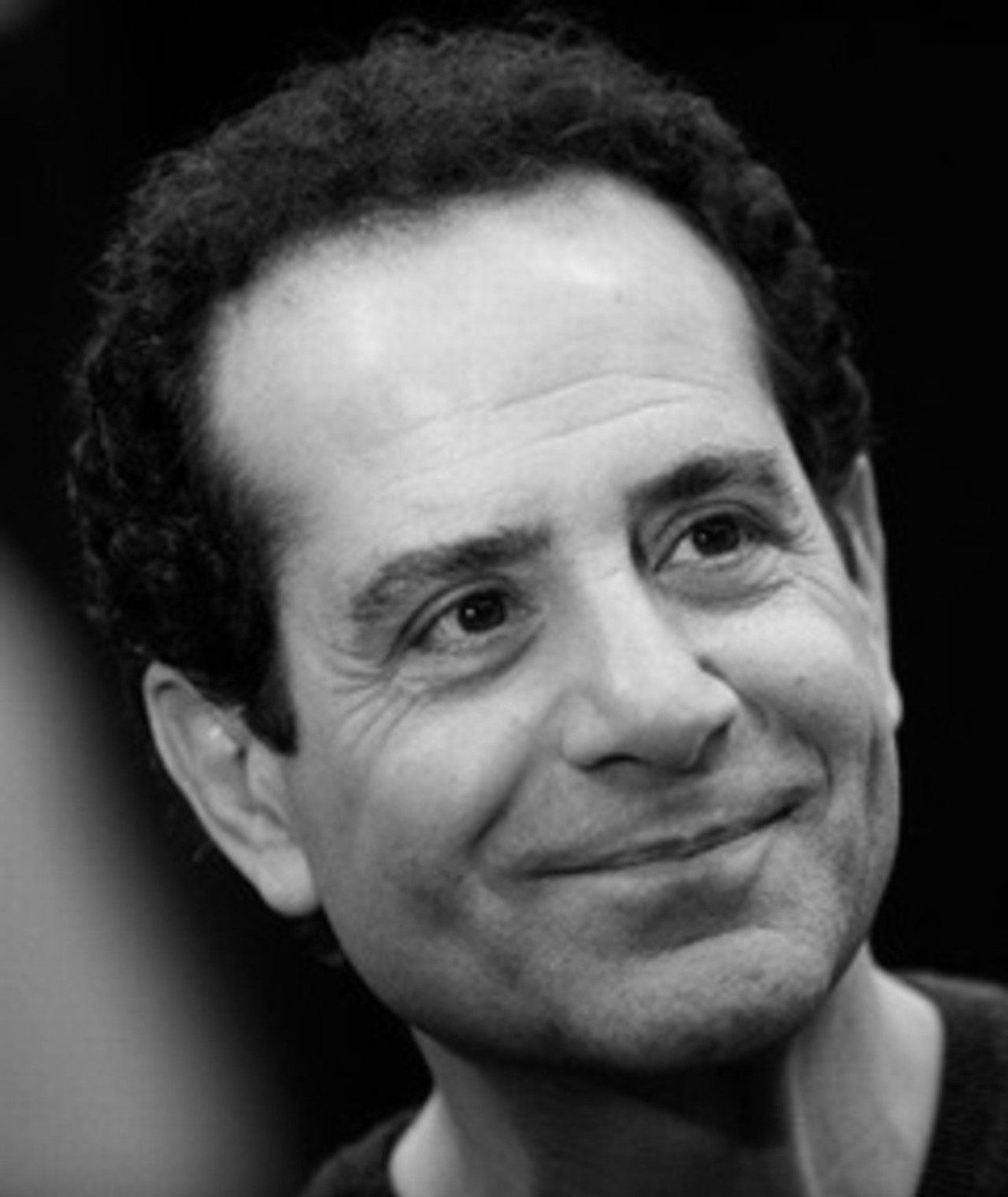 Photo of Tony Shalhoub