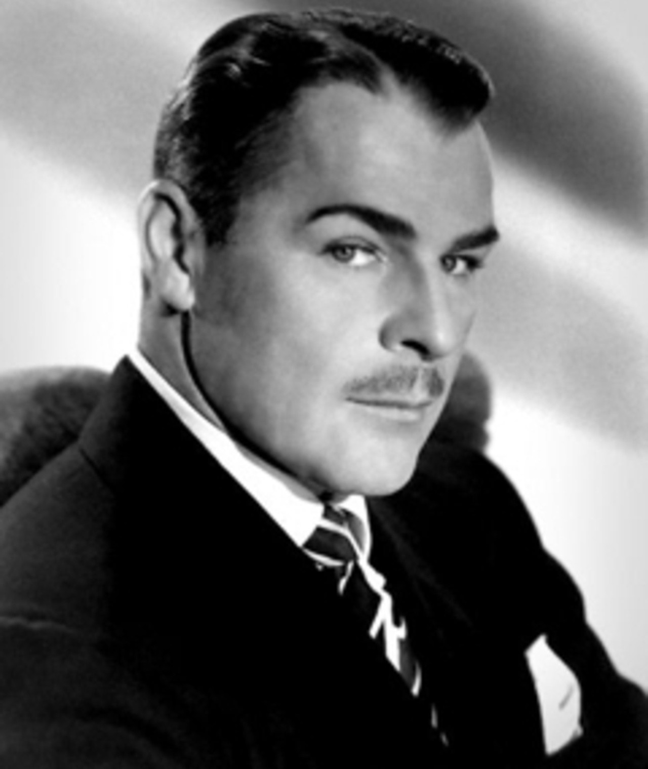 Photo of Brian Donlevy