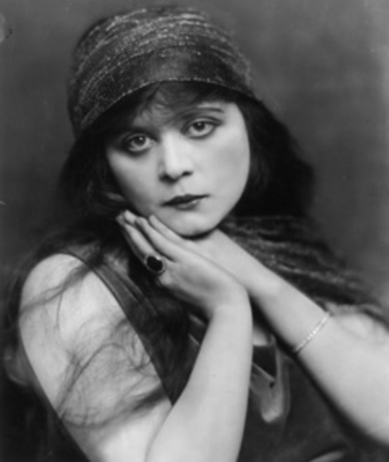 Photo of Theda Bara