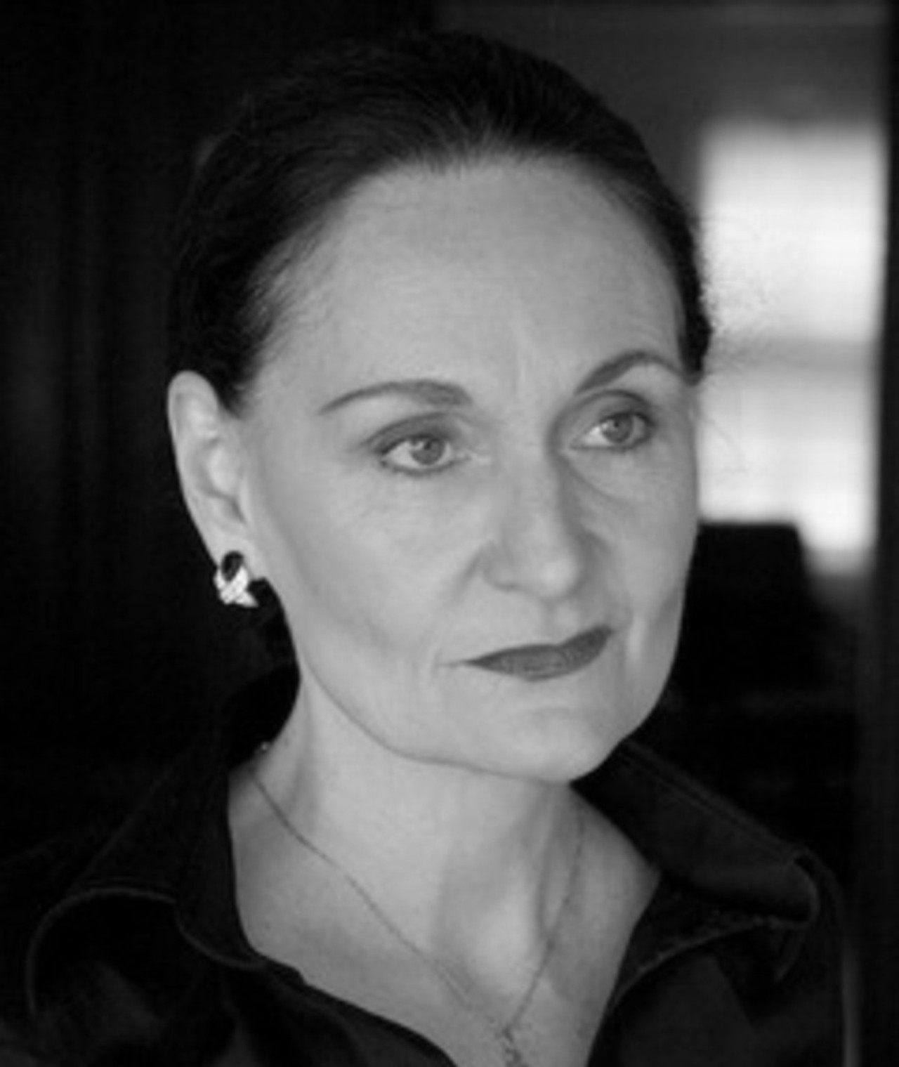 Photo of Beth Grant