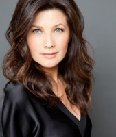 Dadam qizini yuvayotganda porno 1 ayol va 3 erkak bilan porno tomosha qiling