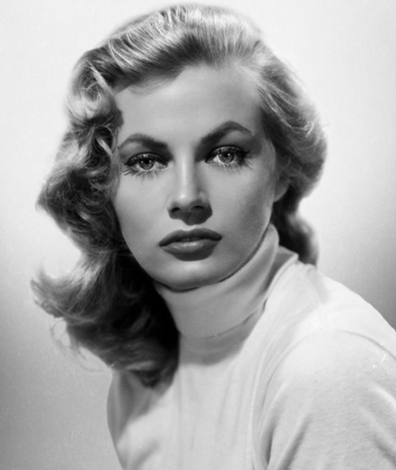 Photo of Anita Ekberg