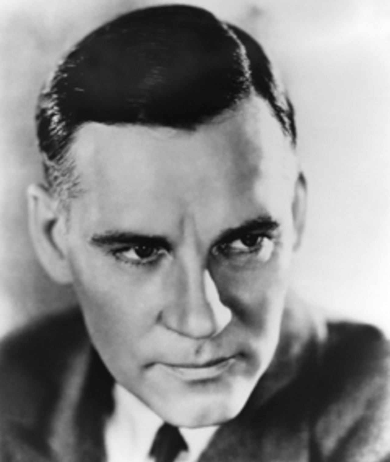Photo of Walter Huston