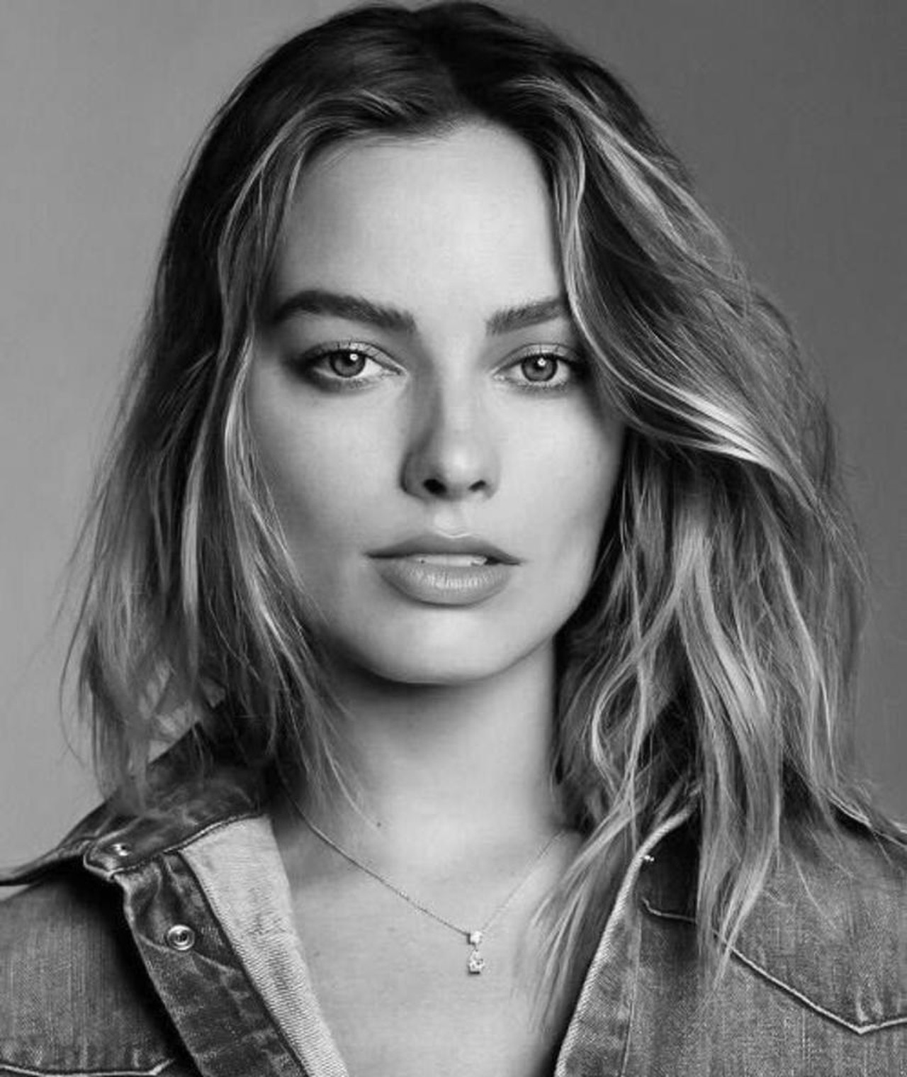 Photo of Margot Robbie