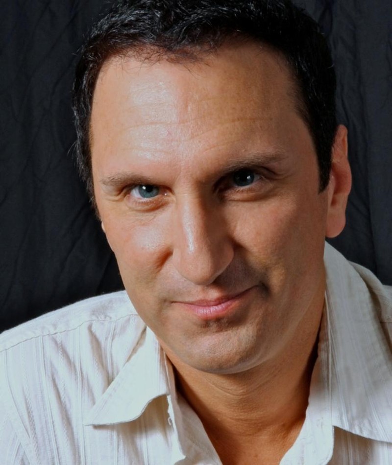 Roberto Lombardi Movies, Bio and Lists on MUBI