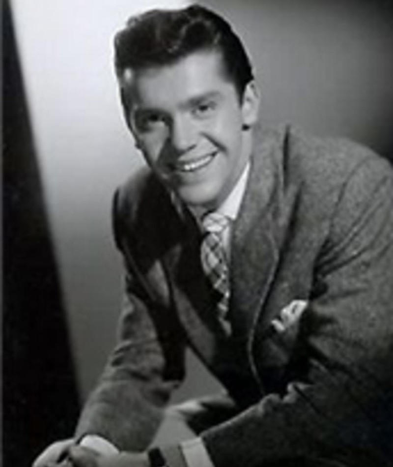 Photo of Lee Patterson