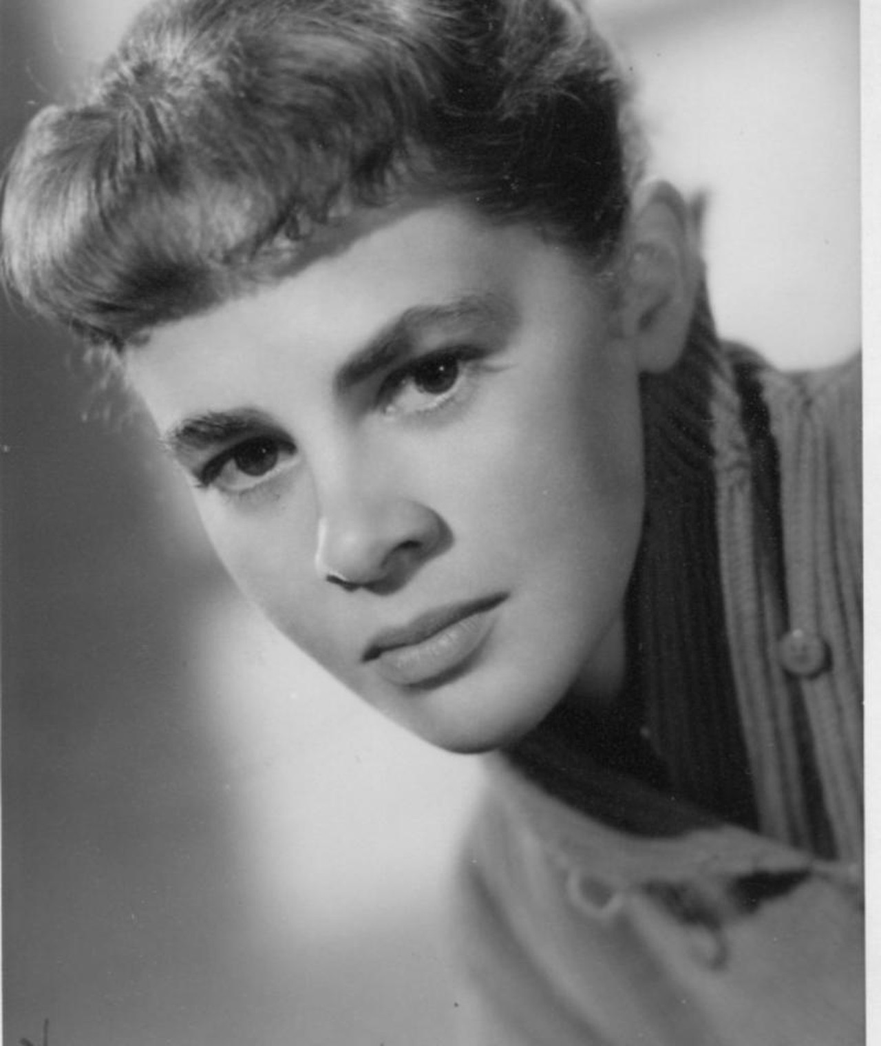 Photo of Dorothy Bromiley