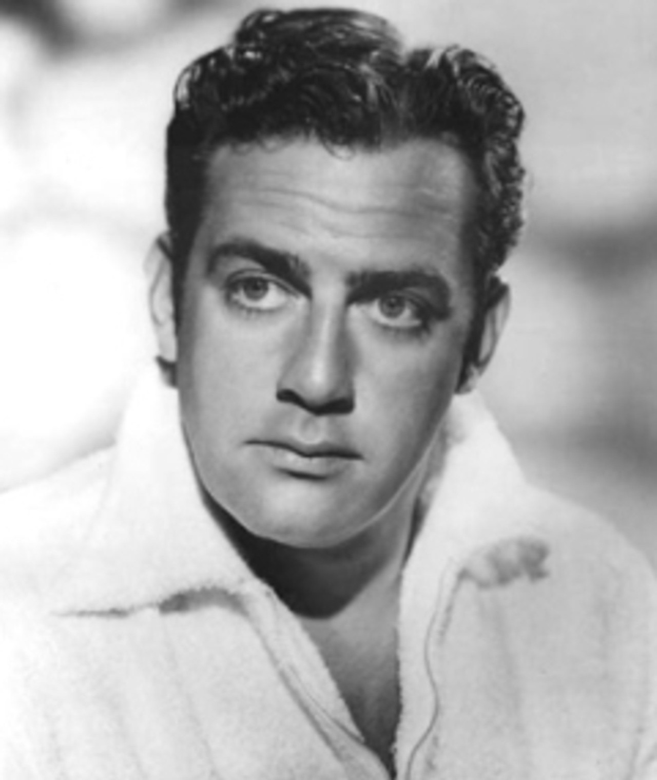 Photo of Raymond Burr